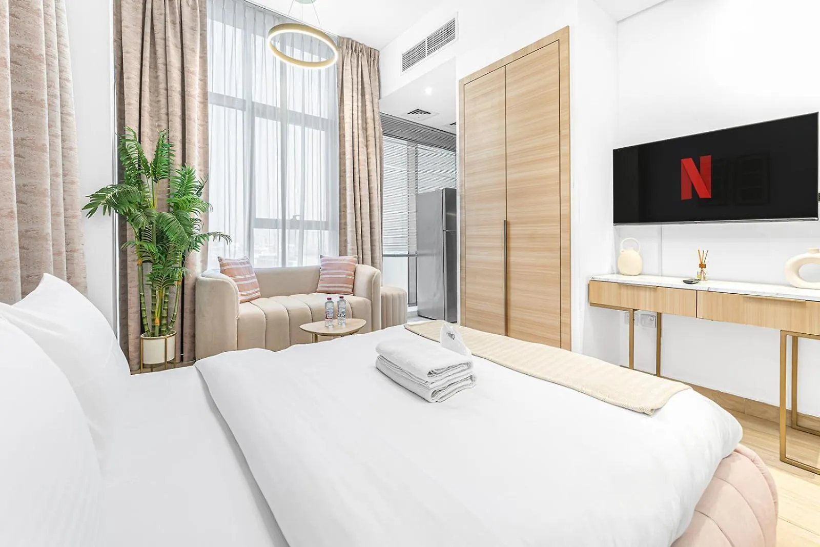 Regina Tower Apartment Dubai United Arab Emirates