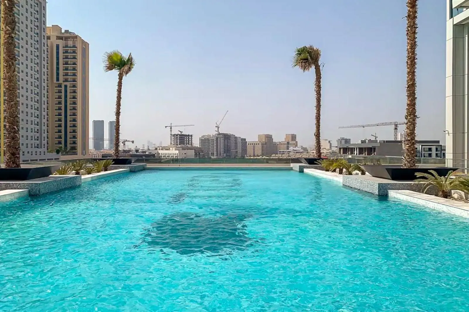 Regina Tower Apartment Dubai